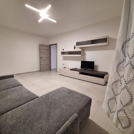 Desy Apartment Siraküza Dış mekan fotoğraf